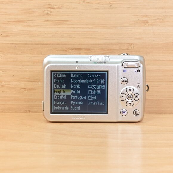 Nikon Coolpix L5 / 7.2MP Camera / 5x Zoom / VR Stabilized / Compact Digital - Picture 4 of 7